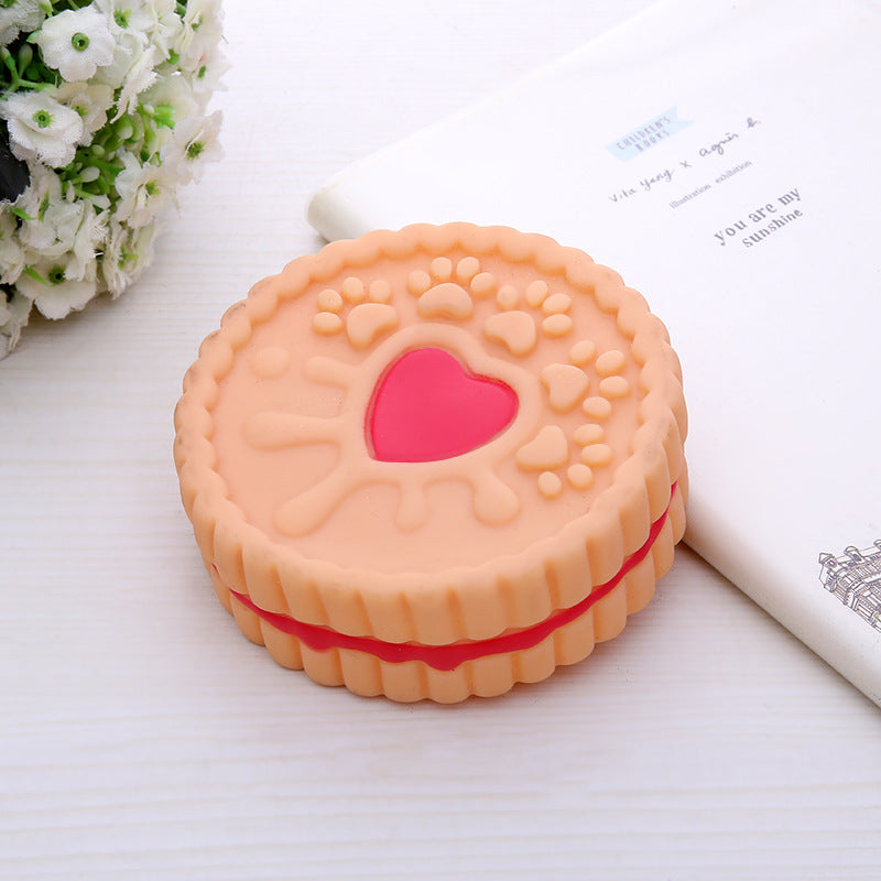 Sandwich cookie chew toy
